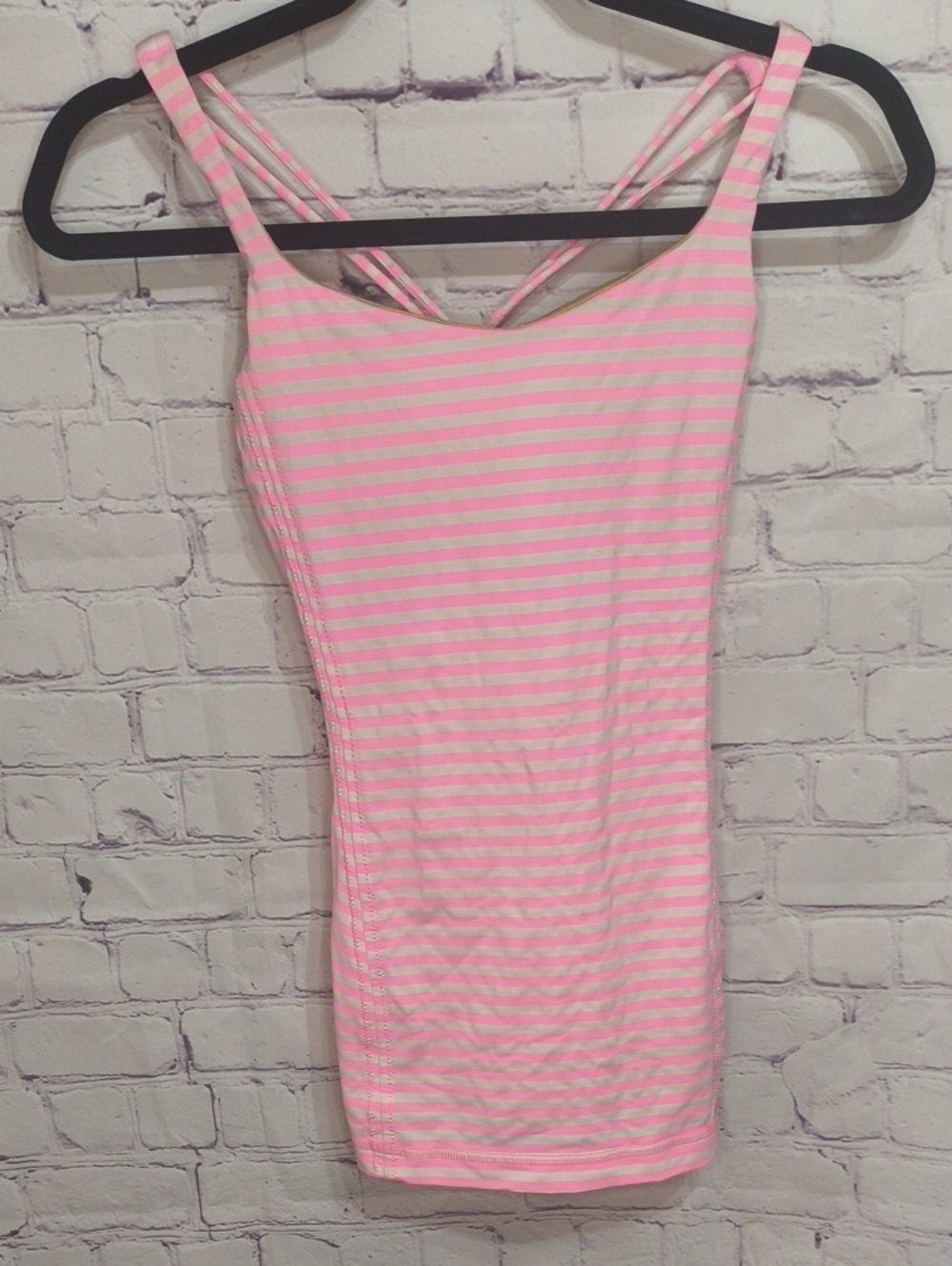 lululemon athletica Pink/White Striped Double Strap Tank Built In Bra Size 4 AE